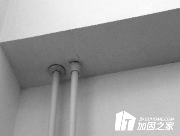 新房交付墻體就開裂，你敢住嗎?