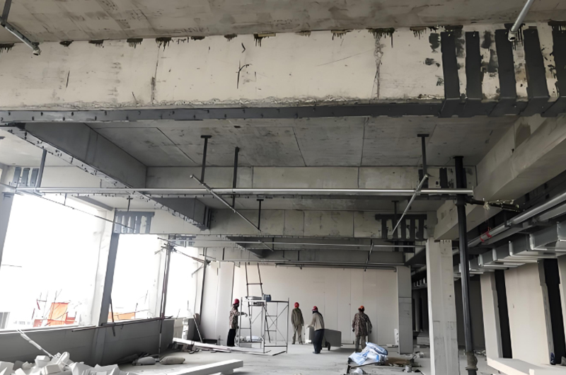 房屋建筑結(jié)構(gòu)加固工程施工需要注意安全