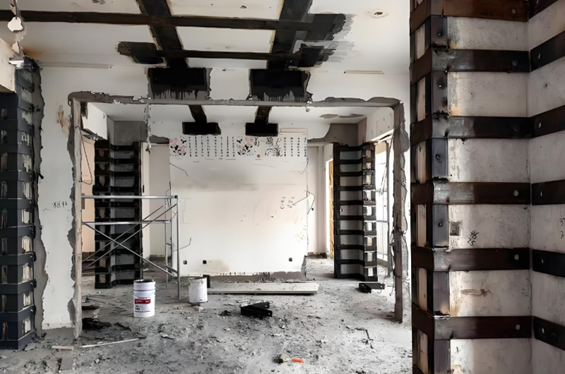 房屋建筑柱子加固